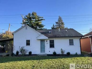 Main picture of 322 E John St