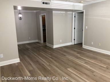 Main picture of 210 15th St E