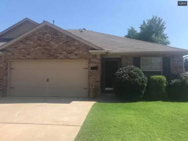 Main picture of 929 W Prairie Wind Way