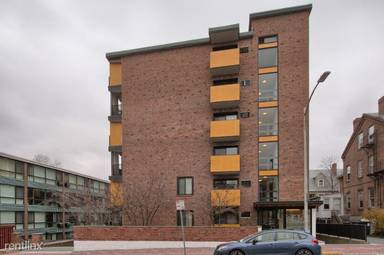 Main picture of 345 Harvard St