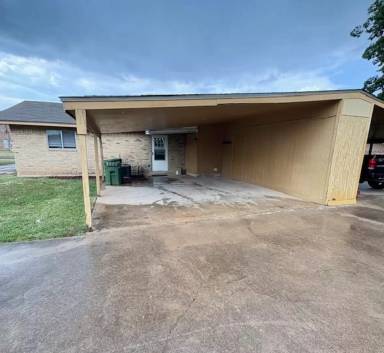 Main picture of 204-206 Romana Cir