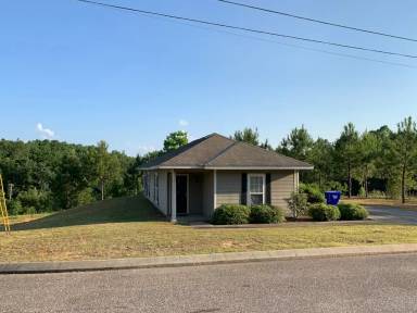 Main picture of 107 Cottage St