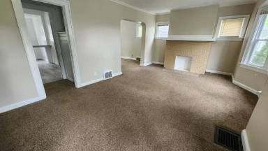 Main picture of 977 Selwyn Rd