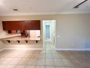 Main picture of 230 SW 2nd Ave