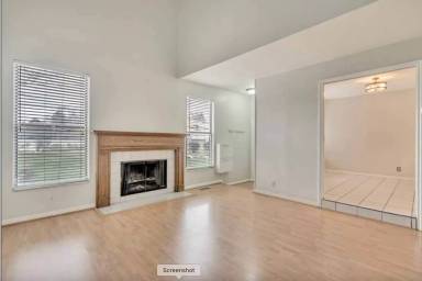Main picture of 8758 S Oakwood Park Cir