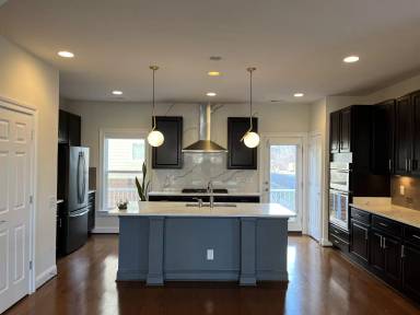 Main picture of 9624 Stockwell Ln