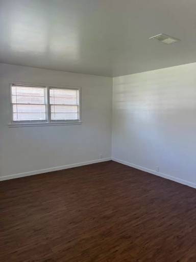 Main picture of 4407 47th St