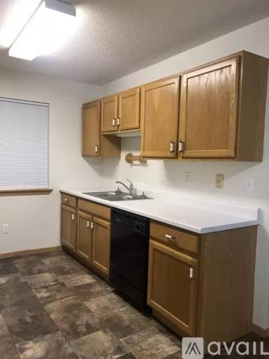Main picture of 356 S Hill St