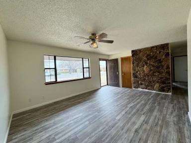 Main picture of 2614 Palomar Pl