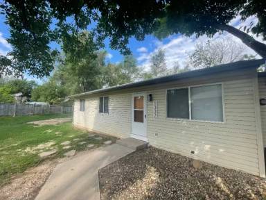 Main picture of 1337 Cherry St