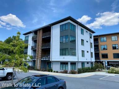 Main picture of 105 Chatham Walk Ln