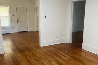 Main picture of 2106 SW 10th Ave