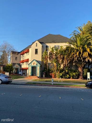 Main picture of 2900 Broadway