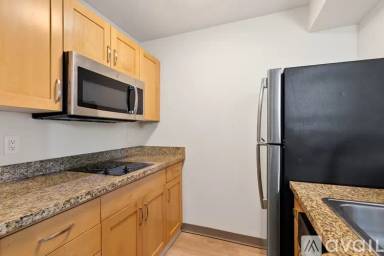 Main picture of 1011 Pike St