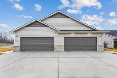 Main picture of 919 S Logan St