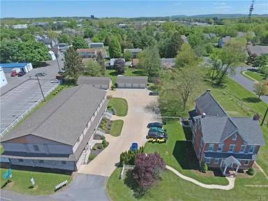 Main picture of 1181 Trexlertown Rd