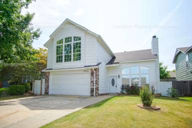 Main picture of 9326 S 94th East Ave