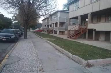 Main picture of 809 E Clark St