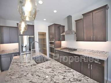 Main picture of 8920 W Marshall Ave