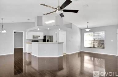 Main picture of 717 Tulip Dr