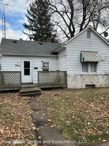 Main picture of 816 S Pasfield St