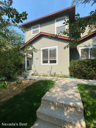 Main picture of 1265 Plumas St