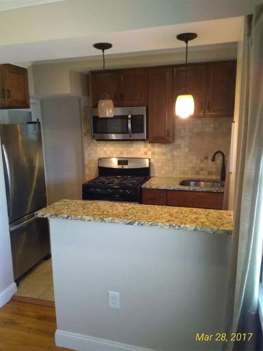 Main picture of 26 33rd St NE