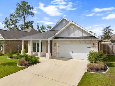 Main picture of 93 Eagles Nest Dr