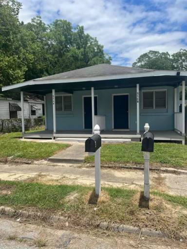 Main picture of 816 E Highland Ave