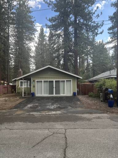Main picture of 846 Stanford Ave