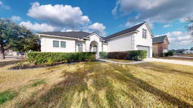Main picture of 14495 Cherry Lake Dr W