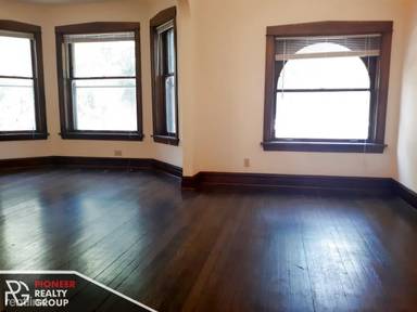 Main picture of 3047 W Logan Blvd