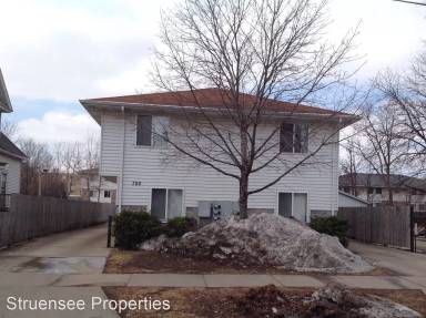 Main picture of 725 Wisconsin St