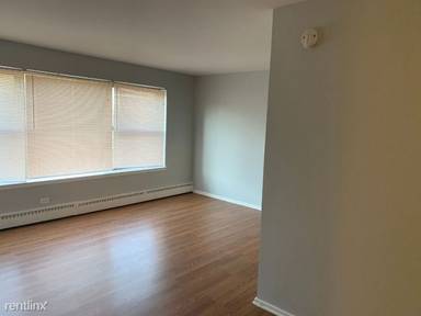 Main picture of 7500 S South Shore Dr Apartments