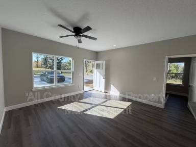 Main picture of 1418 SE Magnolia Loop