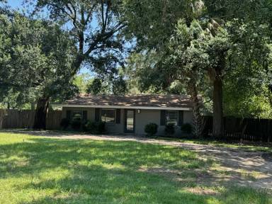 Main picture of 12 Concordia Blvd