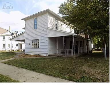 Main picture of 225 N Bridge St
