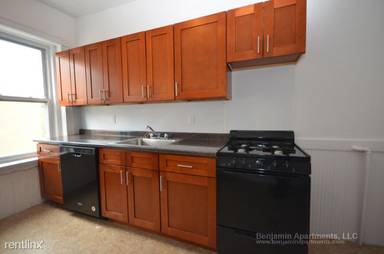 Main picture of 11 Mount Hood Rd