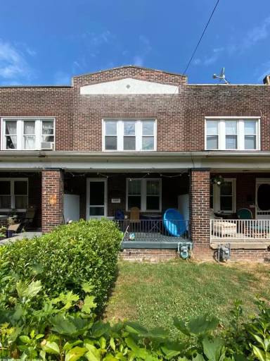 Main picture of 1417 N Saint Clair St