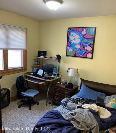 Main picture of 2482 N Humboldt Blvd