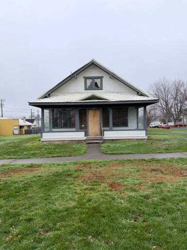 Main picture of 146 N 4th St