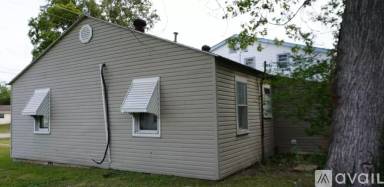 Main picture of 710 W Victor St