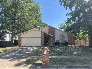 Main picture of 4421 W Quincy St