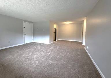 Main picture of 345 Pawtucket Blvd