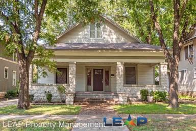 Main picture of 1810 5th Ave
