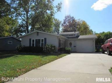 Main picture of 61 Parklane Cir