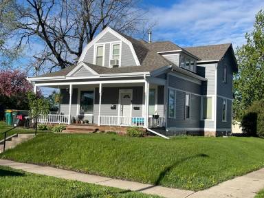 Main picture of 1201 S Dakota Ave
