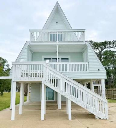 Main picture of 1698 Redfish Point Rd