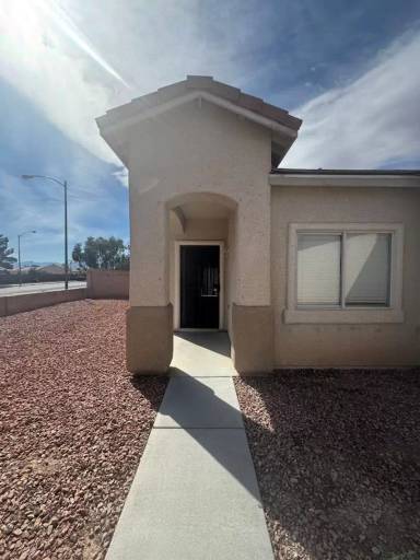 Main picture of 6005 Highland Gardens Dr