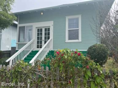 Main picture of 2335 Union St